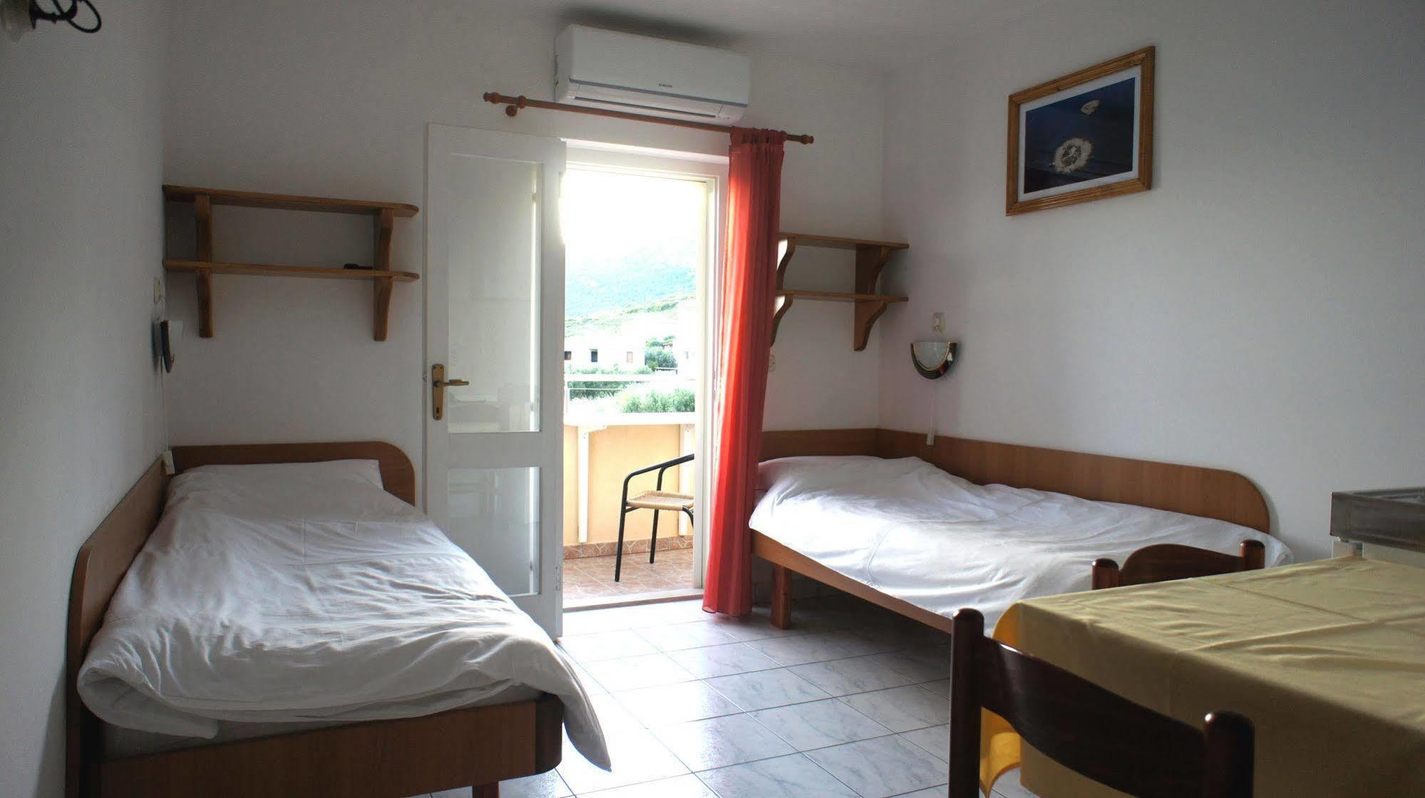 Villa Ana Bol Bagian luar foto